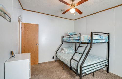 5 Mi to Homosassa Springs Park Home with Yard! - Foto 16