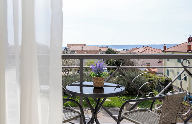 Double bed Room With Private Bathroom and Balcony - Foto 8