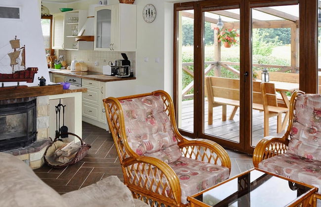 Holiday House by the Lake With a Fireplace - Photo 23