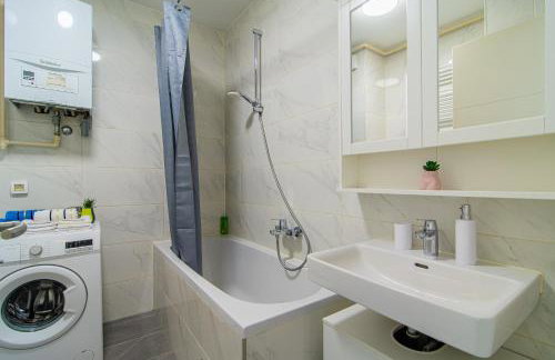 Flexible SelfCheckIns 93 - Zagreb - Garage - Balcony - Bedroom - Photo 7