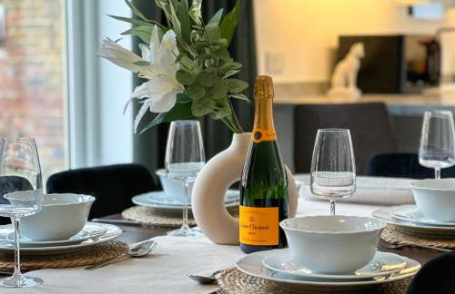 NEW Edwin Bing Mews -Luxury City Centre Home - FREE Parking - Foto 6