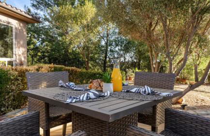 Hilltop Estate w/ Pool, Hot Tub, Fire Pit, Views Cleveland Vista by Avantstay - Foto 9