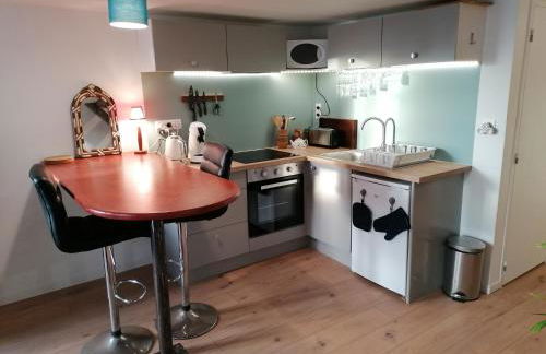 Bel appartement en plein centre - Photo 3