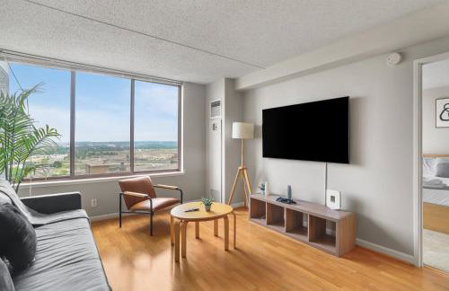 Relaxing Arlington Apt - Pool - near Pentagon City - Foto 14