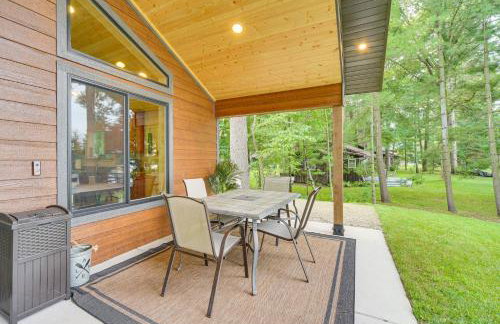 Boat Dock, BBQ and Fireside Fun Clam Lake Cabin - Foto 18