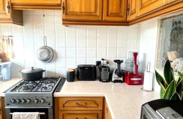 Lea Valley Nature Reserve Bright Home with Private Garden - 40 min to London by Train - Foto 7
