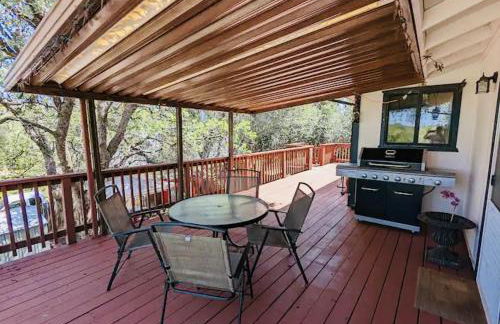 Family friendly, 3 bedroom house, with king bed for up to 15 - BBQ - Internet - jet tub - Foto 36