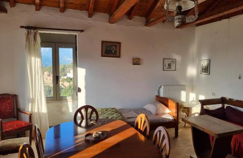 Milionis Manor - Photo 4