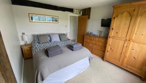 Amazing cottage right in the heart of Ewhurst Green, overlooking Bodiam Castle - Foto 2