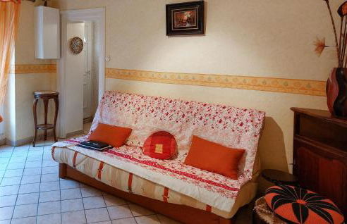 2 Bedroom Lovely Home In Bas-En-Basset - Foto 8