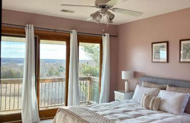 Haven @ the Lake | Hot Tub | Fire Pit| Fireplace - Foto 17