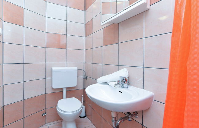 Apartment 344 - Photo 37