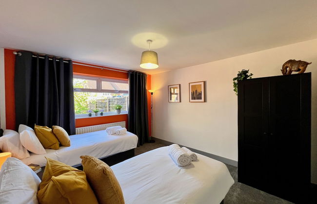 Curzon House 1 - Photo 3