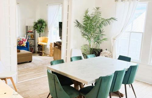 White Magnolia - Bakery Treats, Walk to Beach, Strand, Cruise, Pleasure Pier - Foto 59