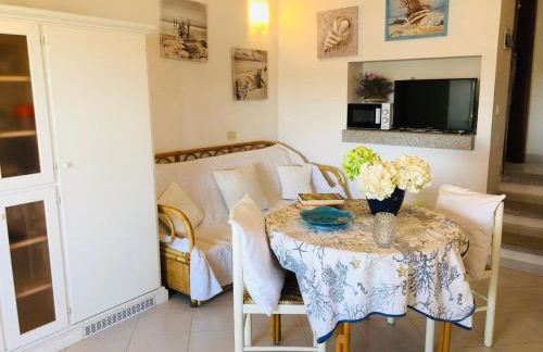 Bilocale degli Oleandri vista mare Porto Taverna - Foto 13