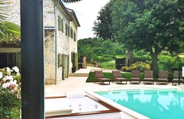 Villa Zvonar near Motovun with large pool and whirlpool - Foto 7
