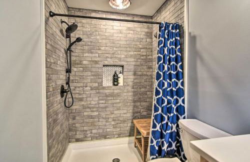 Rustic Sunset Escape on 67 Acres Outdoor Kitchen - Foto 17