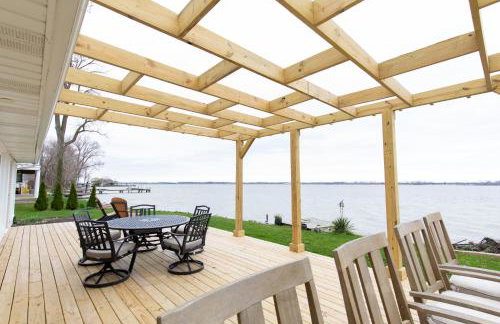 4 Bedroom Lakefront Home with Private Beach on Cedar Point Chaussee - Photo 51