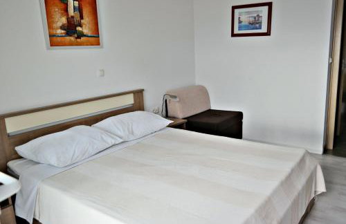 House Natali 70m from the beach - free EV top up - Photo 62