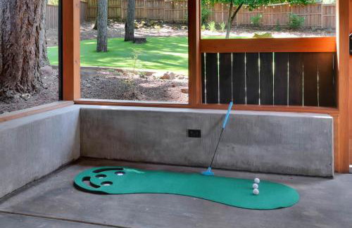 Family-Friendly Luxe Home with Sauna - mins to UO - Foto 45