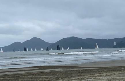 OCEAN FRONT ÍCONE ARQUITETÔNICO de Artacho Jurado Conforto WiFi 500mb Varanda e Vista Magnifica do Mar - Foto 24