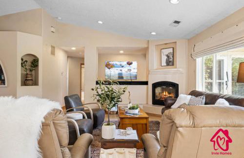 The Rose Garden Estate with Swim Spa - an Irvie Home - Foto 21