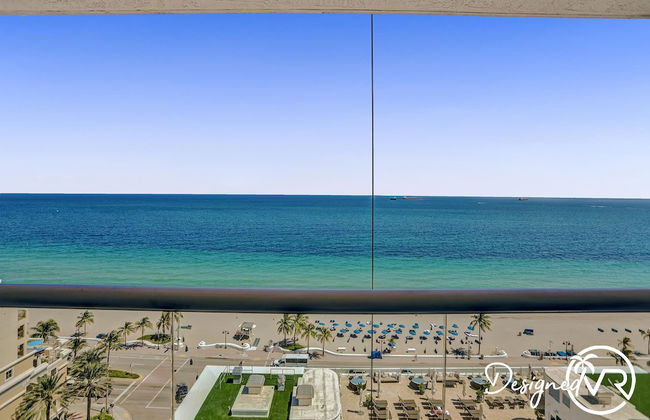 Stunning Beachfront Luxury- Your Perfect Getaway! - Photo 38