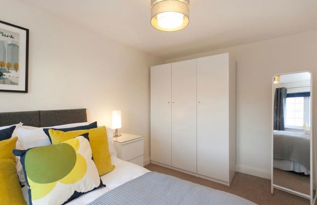 The Townhouse - Photo 5