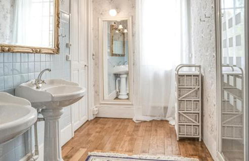 Awesome Home In Ardentes - Foto 24