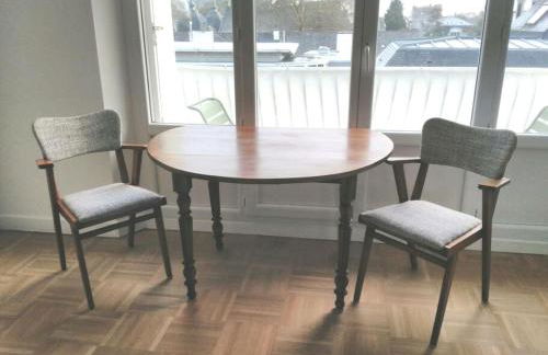 QUIMPER hyper centre T2 balcon Lumineux Calme - Foto 8