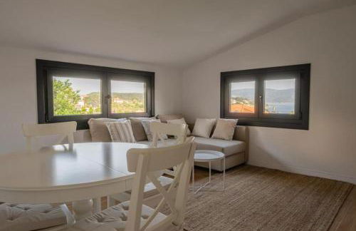 Piso nuevo a 150m playa Sanxenxo - Foto 1