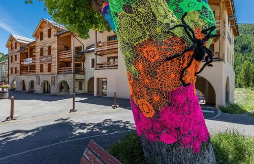 Madame Vacances Les Balcons du Viso - Photo 48