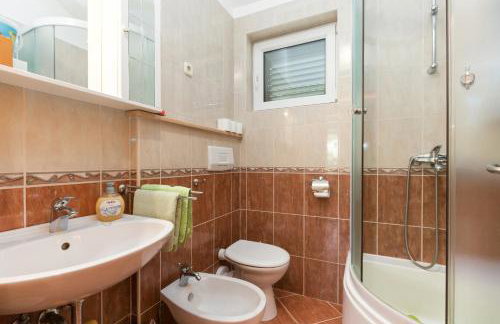 Apartments by the sea Cove Donja Kruscica - Donja Krusica, Solta - 11146 - Photo 20