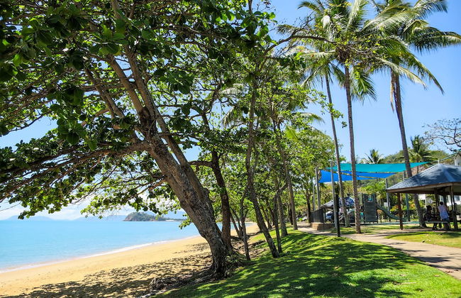 Roydon Beachfront Apartments - Photo 55