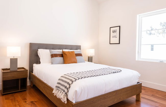 Ince by Avantstay 100 Meters to Amazon Studios - Photo 6