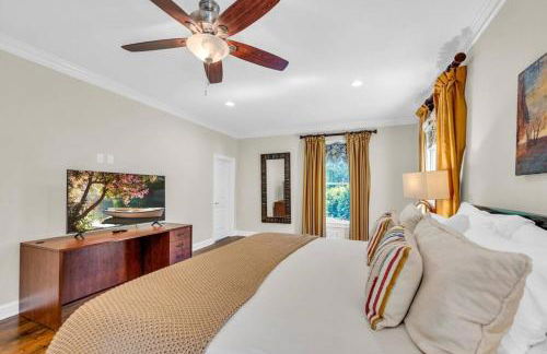 The Wexford French Chateau w Pool - Photo 39