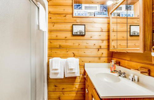 Three Bears Lodge - Photo 24