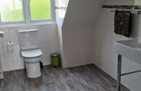 New Farm Cottage, hot tub, 3 bed, sleeps 6, private garden, entire home - Photo 2