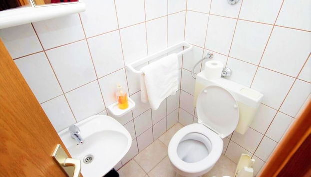 Mini - Parking - R1 s Balkonom - Foto 4, Baño