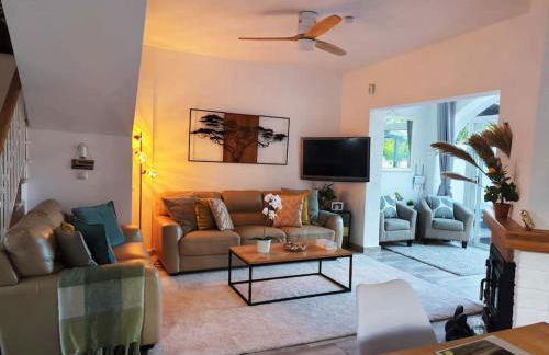 The Lemon Tree by the Sea - Photo 5