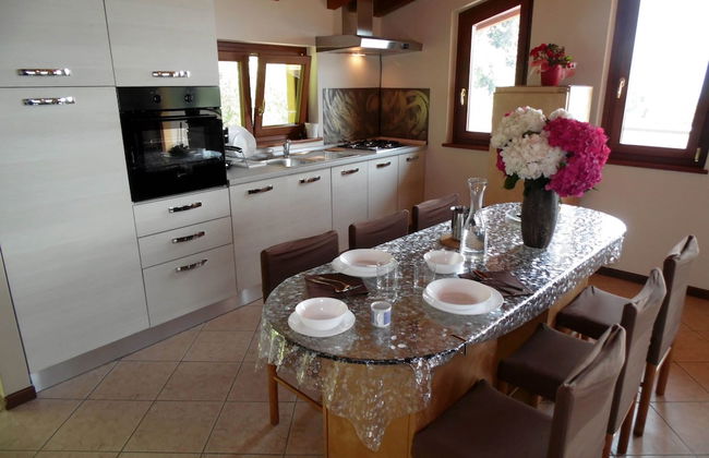 Flat by Lake Iseo With Mountain Views - Photo 18