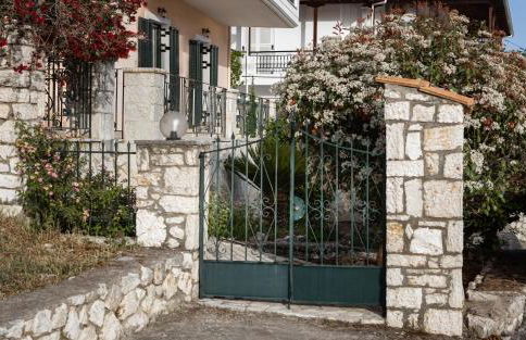 Plaka's House - Photo 29