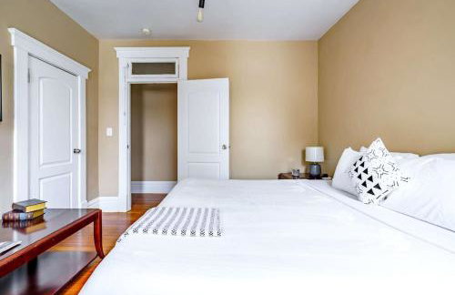 Jungle Book by Jungle House Walkable to High Street Downtown & Short North Near Nationwide Arena OSU & Convention Center Free Parking 5 800 Reviews - Foto 48