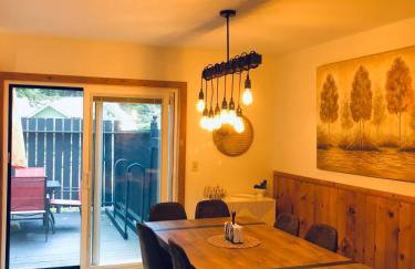 Bethel Escape Hot Tub 4 beds Game Room and Fire pit Fully Stocked Kitchen - Foto 14