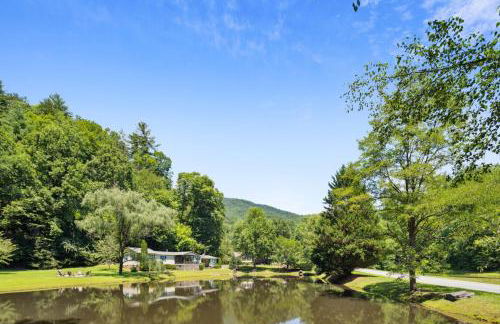 Twin Ponds Retreat-pond Hot Tub Fire Pit Game Room Pet Friendly - Foto 28