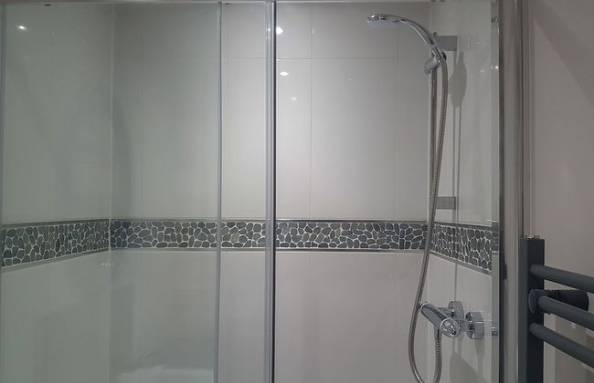 Apartment 19 - Photo 14