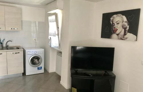 Aquarius Rome Apartments - Photo 22