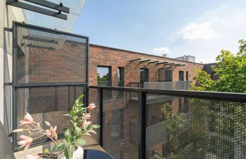 Przestronny Apartament z 2 Sypialniami by Noclegi Renters - Foto 21