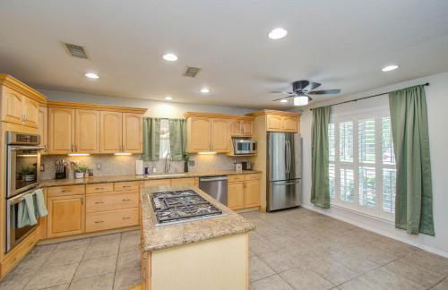 4BD - Pool & Movie Theater - Lake Conroe Nearby - Foto 32