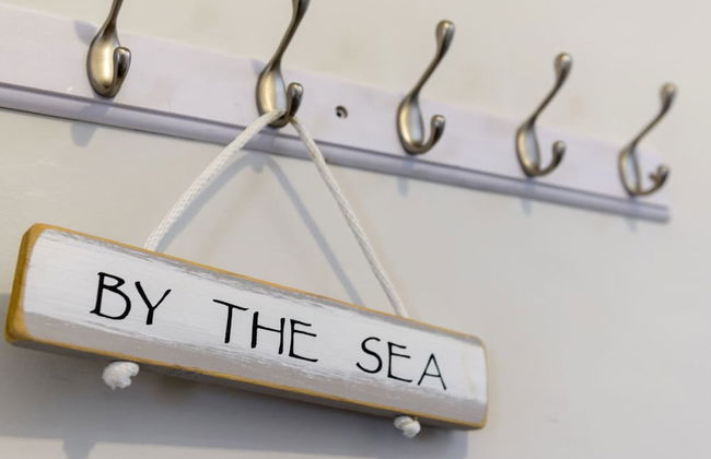 By The Sea - Foto 10